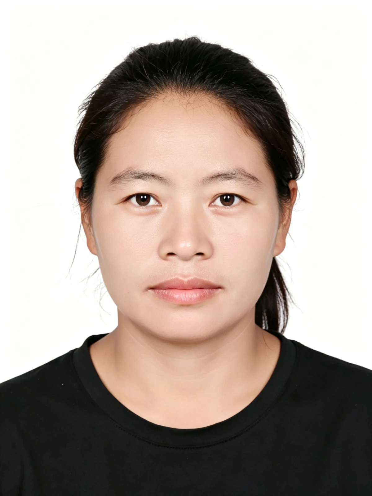 证件照美颜功能前示例照片